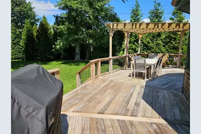 209 Coggeshall Avenue, Newport, RI 02840 - Photo 45