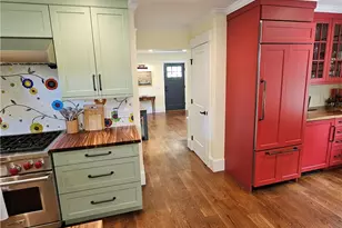 209 Coggeshall Ave, Newport, RI 02840 - Photo 21