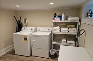 209 Coggeshall Ave, Newport, RI 02840 - Photo 41