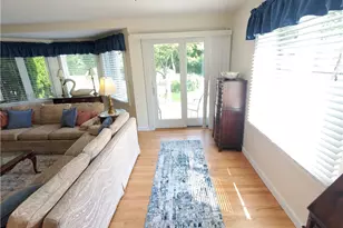 15 Hammersmith Rd, Newport, RI 02840 - Photo 21