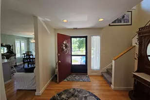 15 Hammersmith Rd, Newport, RI 02840 - Photo 5