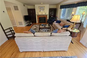 15 Hammersmith Rd, Newport, RI 02840 - Photo 19