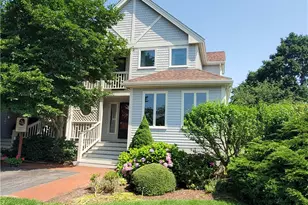 15 Hammersmith Rd, Newport, RI 02840 - Photo 1