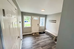 28 Whipple Ave, Westerly, RI 02891 - Photo 5