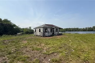 79 Taylor Rd, Johnston, RI 02919 - Photo 1