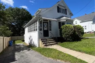 16 Winthrop St, Cranston, RI 02910 - Photo 11