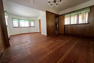 16 Winthrop St, Cranston, RI 02910 - Photo 21