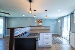 69 Haverhill Ave, Warwick, RI 02886 - Photo 7