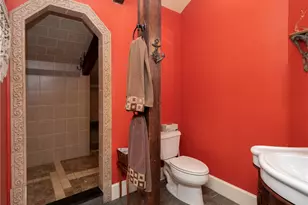 11 Willow St, Newport, RI 02840 - Photo 25