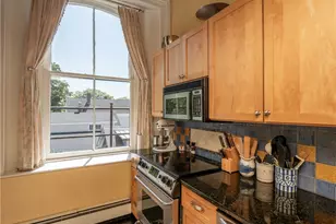 11 Willow St, Newport, RI 02840 - Photo 17