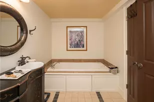 11 Willow St, Newport, RI 02840 - Photo 21