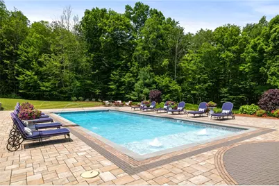 785 Danielson Pike, Scituate, RI 02857 - Photo 35