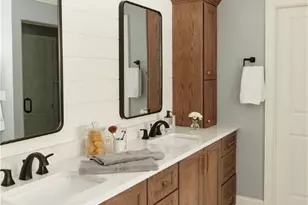 01 Sanctuary Ln, North Kingstown, RI 02852 - Photo 13