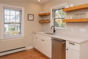 45 Ayrault St, Newport, RI 02840 - Photo 17