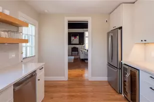 45 Ayrault St, Newport, RI 02840 - Photo 21