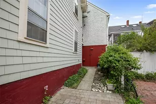 74 Third St, Newport, RI 02840 - Photo 5