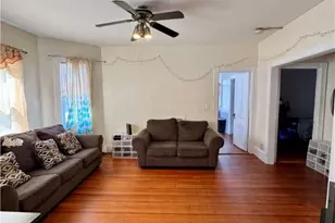 19 Dora St, Providence, RI 02909 - Photo 9