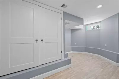 20 Summer Street, Newport, RI 02840 - Photo 27