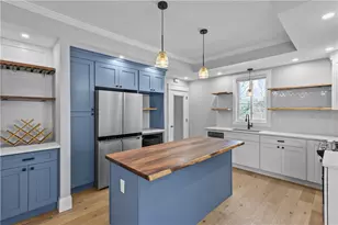 20 Summer St, Newport, RI 02840 - Photo 9