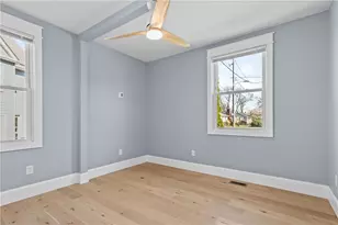 20 Summer St, Newport, RI 02840 - Photo 17