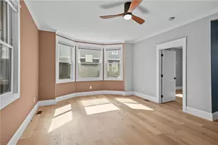 20 Summer St, Newport, RI 02840 - Photo 5