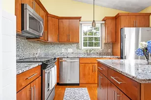 39 President Dr, Narragansett, RI 02882 - Photo 15