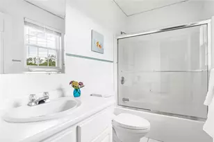 39 President Dr, Narragansett, RI 02882 - Photo 19