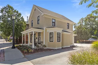 74 Maple Avenue #1, Barrington, RI 02806 - Photo 3