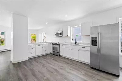 116 Foundry Street, Central Falls, RI 02863 - Photo 5