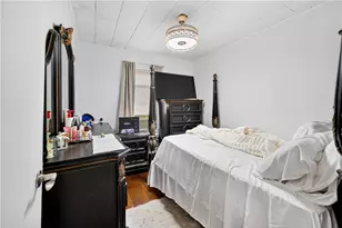 37 Farragut Ave, Providence, RI 02905 - Photo 13