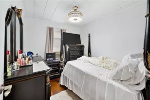 37 Farragut Ave, Providence, RI 02905 - Photo 9