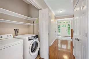 21 Bonnet View Dr, Jamestown, RI 02835 - Photo 9