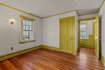 237 Commonwealth Avenue, Warwick, RI 02886 - Photo 21