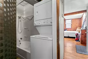 237 Commonwealth Ave, Warwick, RI 02886 - Photo 37