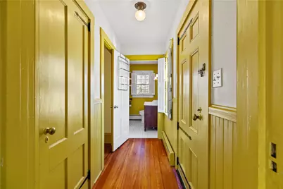 237 Commonwealth Avenue, Warwick, RI 02886 - Photo 19