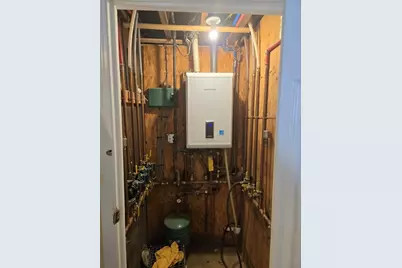 45 Harrison Street, Pawtucket, RI 02860 - Photo 23