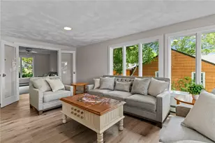 8 Woodsia Rd, Narragansett, RI 02874 - Photo 15