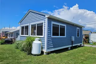 854 Matunuck Beach Rd, South Kingstown, RI 02879 - Photo 3