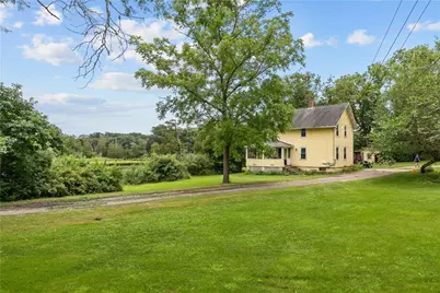 194 Phillips Street, North Kingstown, RI 02840 - Photo 13