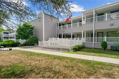 1050 Main Street #24, East Greenwich, RI 02818 - Photo 3