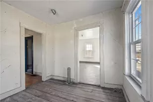 590 Davisville Rd, North Kingstown, RI 02852 - Photo 11