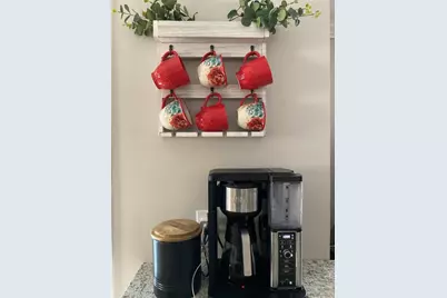 481 Pine Street, Providence, RI 02907 - Photo 21