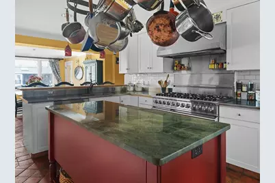 20 Lincoln Street, Jamestown, RI 02835 - Photo 17
