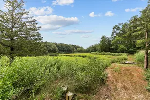 194 Phillips St, North Kingstown, RI 02852 - Photo 9