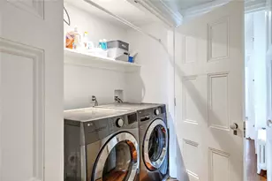 6 Olive St, Providence, RI 02906 - Photo 35