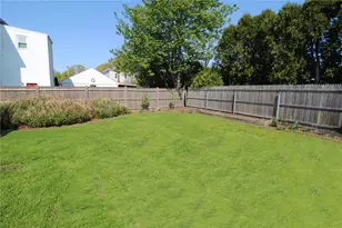 28 W Narragansett Ave, Newport, RI 02840 - Photo 35