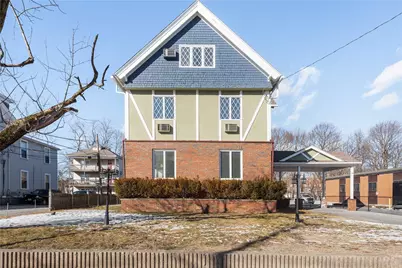 58 Hamlet Avenue, Woonsocket, RI 02895 - Photo 3