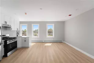 735 Broadway, Pawtucket, RI 02861 - Photo 3