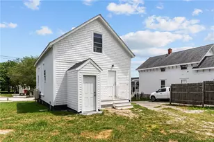 2958 E Main Rd, Portsmouth, RI 02871 - Photo 33