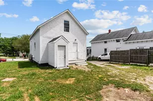 2958 E Main Rd, Portsmouth, RI 02871 - Photo 33